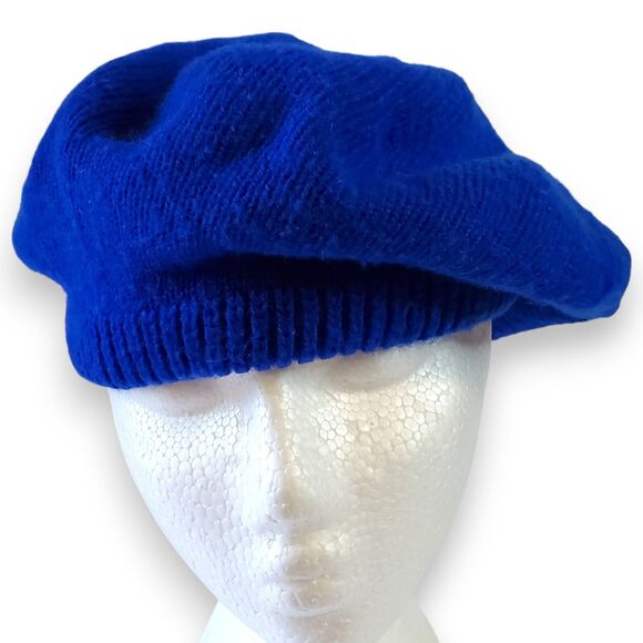 Vintage 1970s Royal Blue Beret English Village 100% Acrylic Soft - Picture 1 of 9